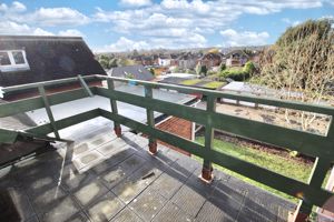 Roof Terrace- click for photo gallery